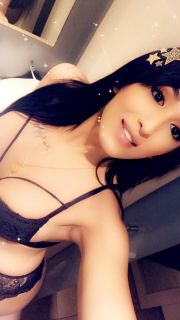 Her tüzlü fantaziye açık travesti Aznur