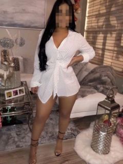 Yabancı sınırsız travesti Nikola